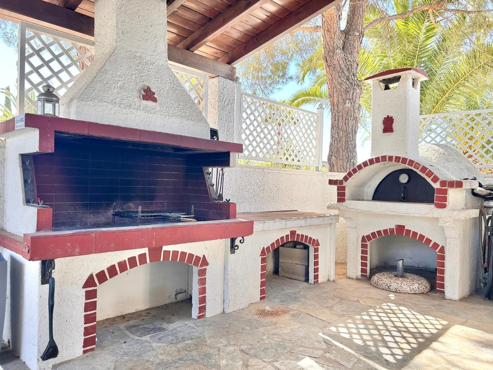 Villasonboard Dock Villa 3 Bed, 3 Bath, Canal, Greek Venice Porto Hydra Plepi Экстерьер фото